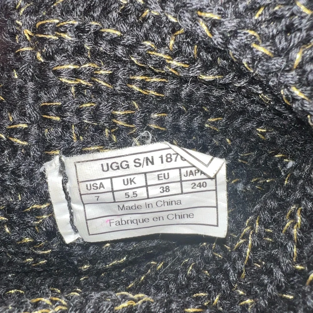 UGG Black Metallic Sweater Knit Cardy Button Boots Size 7 Fall Winter Cozy⁠